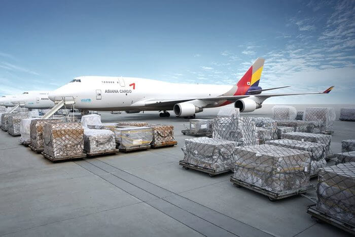 Tiếp nhận hàng hoá vận chuyển bằng đường hàng không