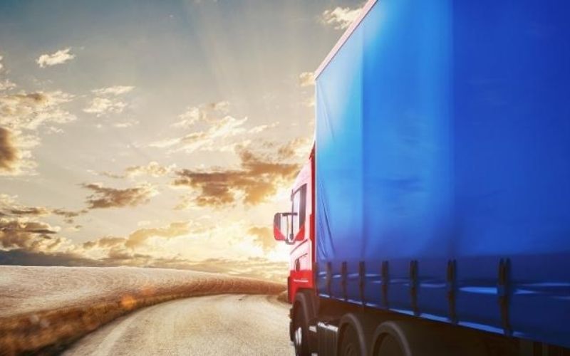 Lựa chọn đơn vị vận chuyển hàng về Việt Nam