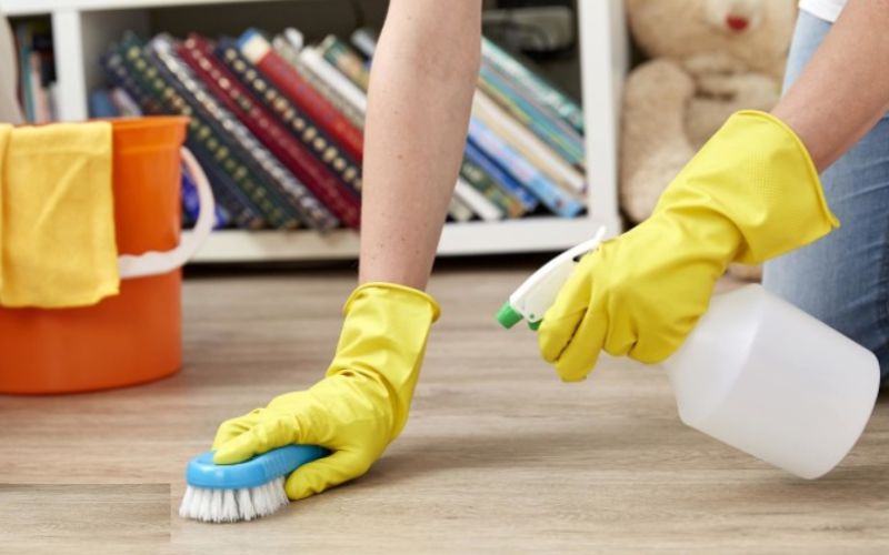 Sử dụng hóa chất vệ sinh an toàn